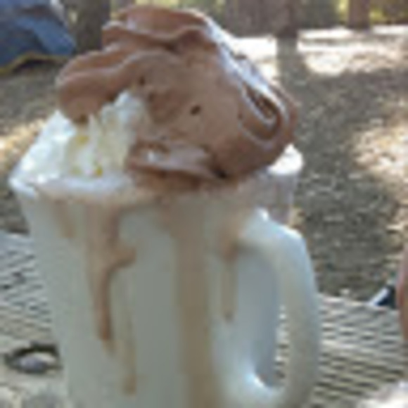 Meet your Posher, Lydia - Picture 1 of 1